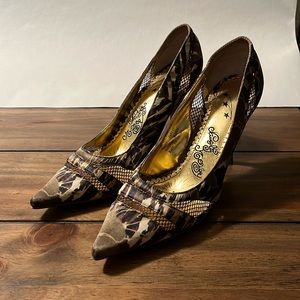 Naughty Monkey size 9 high heels. Bronze, gold and brown with a tiny buckle.